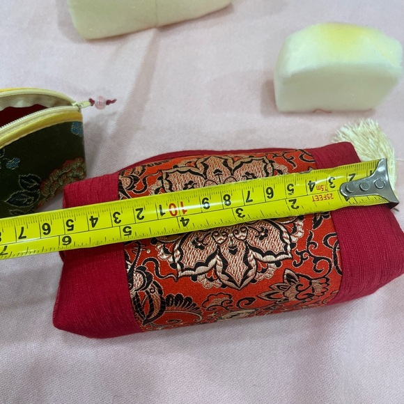 Elegant Red and Green Floral Women Bag Set - Picture 5 of 10